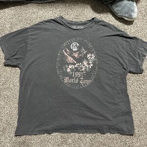 grey oversized t-shirt